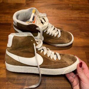 Nike Blazer Mid ‘77 Vintage Suede Sneakers